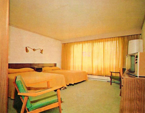 1960s Bedroom Decor Ideas