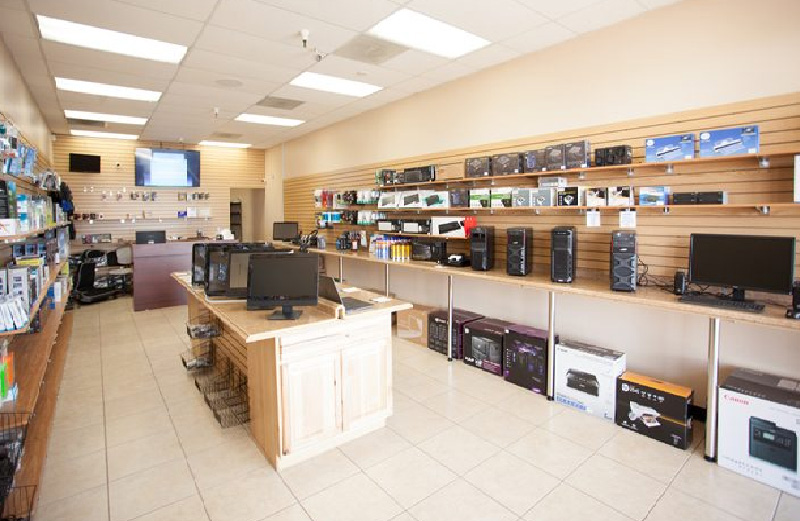 Electronic Shop Interior Style
