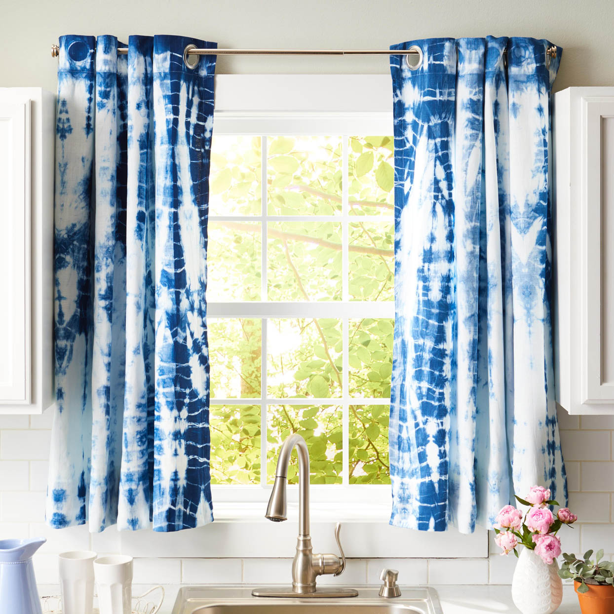 Above Sink Curtain Ideas For Kitchen