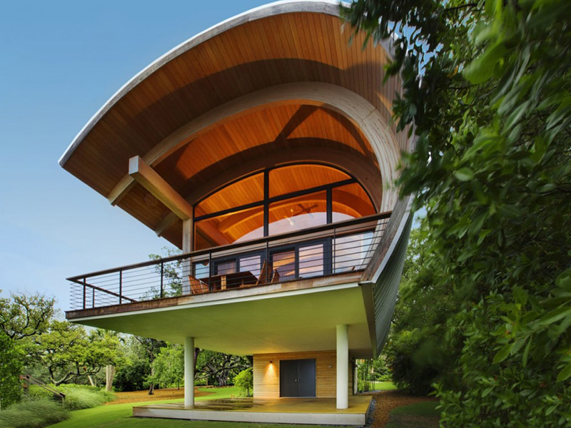 Modern Tree House Cabin