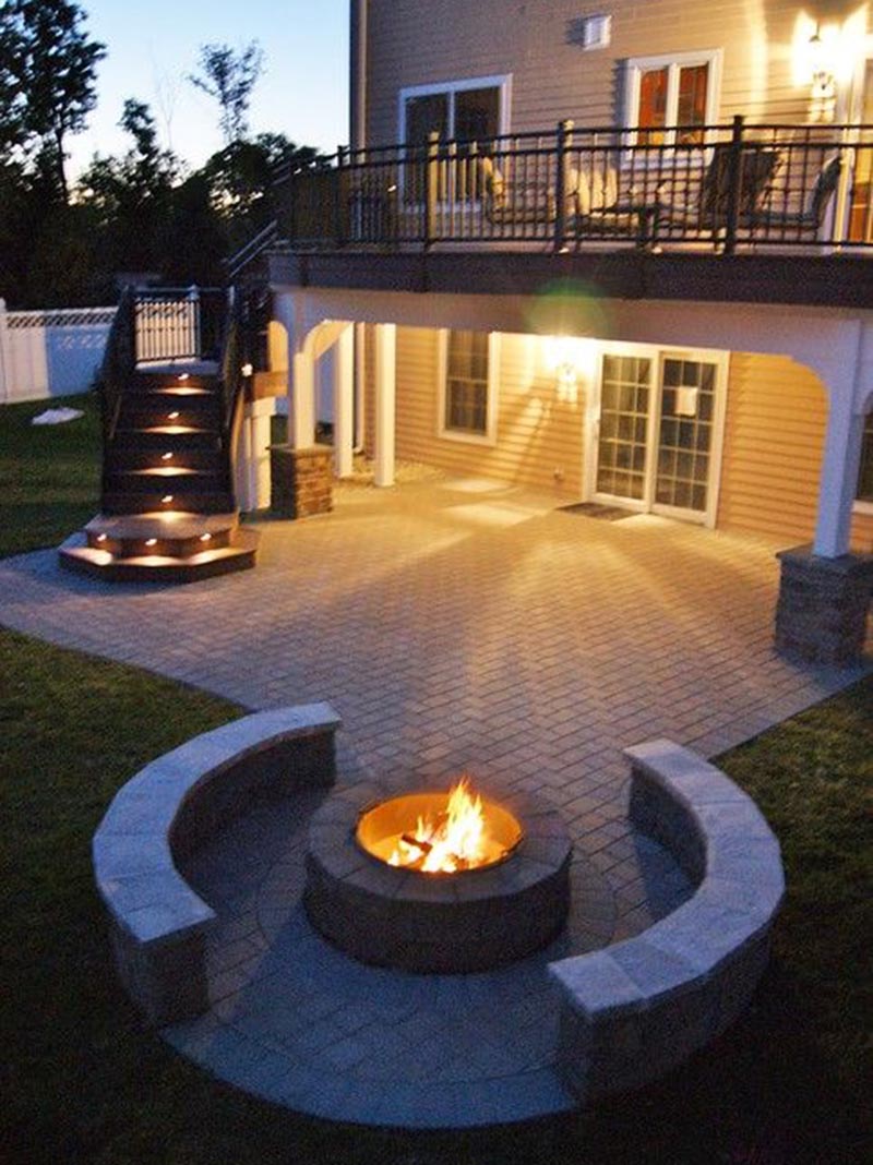 Outdoor Luxurious Fire Pit