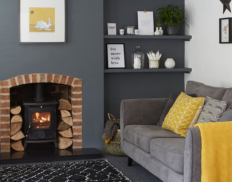 Grey and coral colour scheme for living room