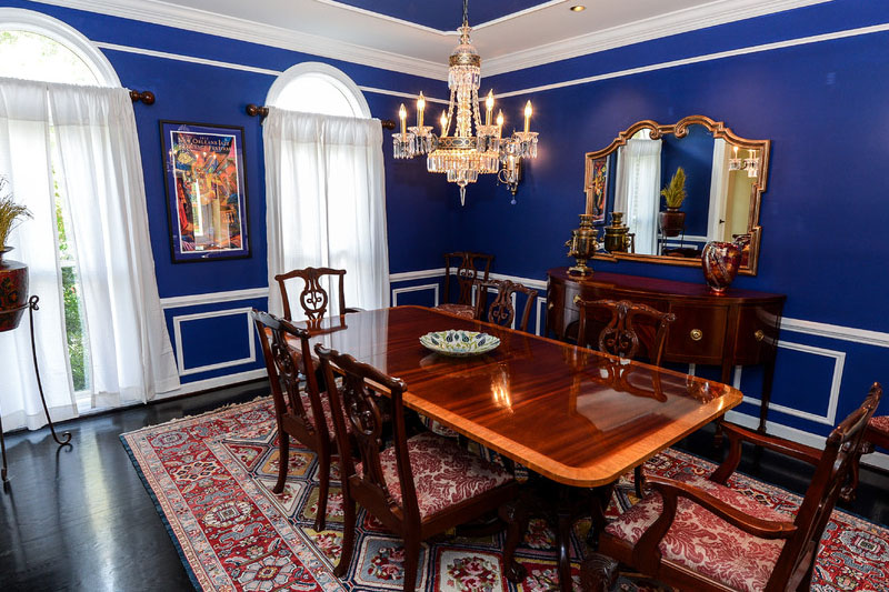 Blue And White Combination Dining Rooms
