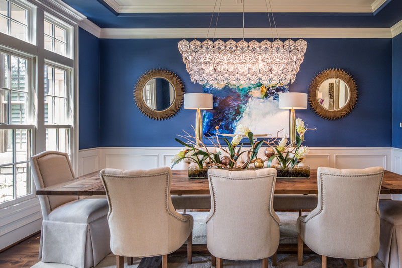 Blue is a great colour in dining room for hosting 