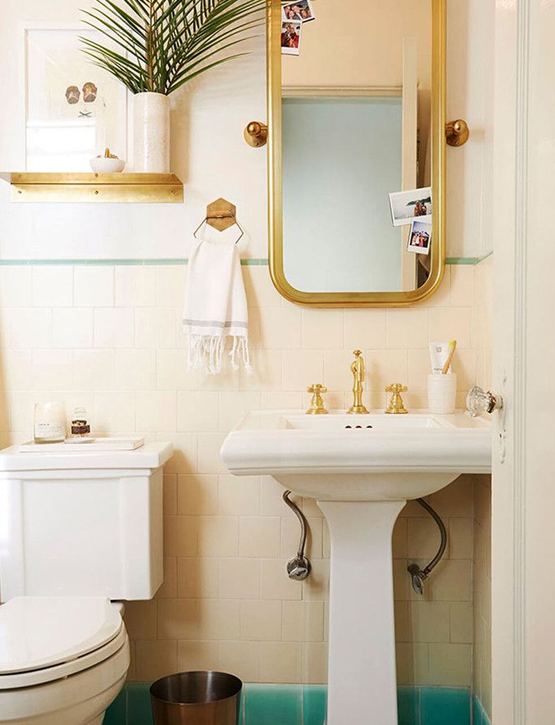 Cream Paint Color For Small Bathroom