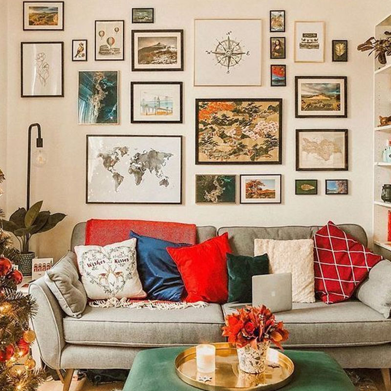 Photo Hanging Ideas For Living Room