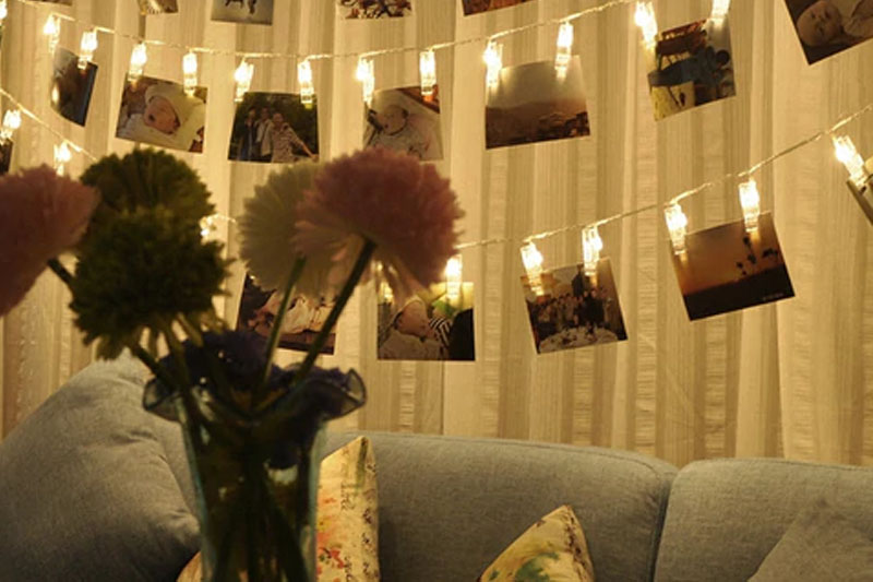 decorate drawing room with String light photo display