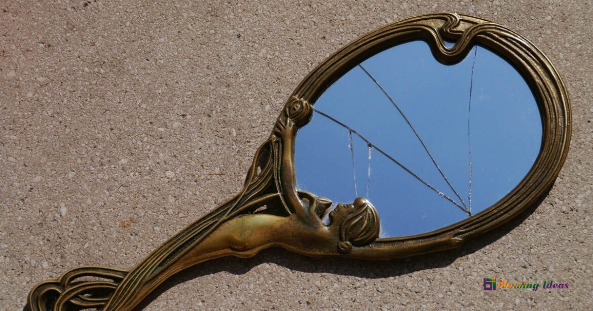How to Repair a Crack in a Mirror
