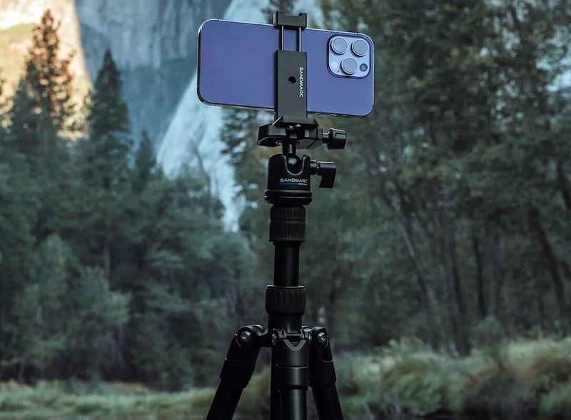iPhone 14 Tripod