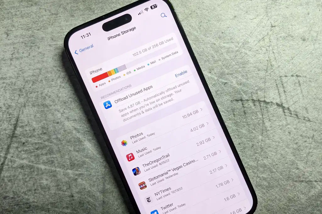 iPhone 16 Pro Max Clear Up Storage